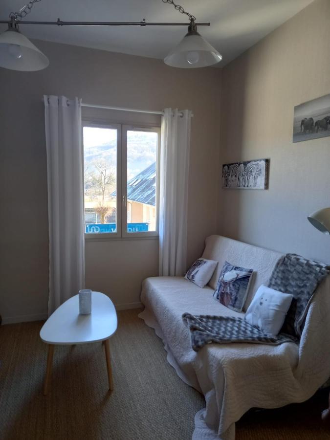 Le Cocoon De Py - Superbe T2 Au Calme Avec Garage Apartment Bagneres-de-Bigorre Luaran gambar